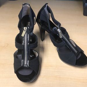Michael Kors Berkeley T Strap Heels in Black